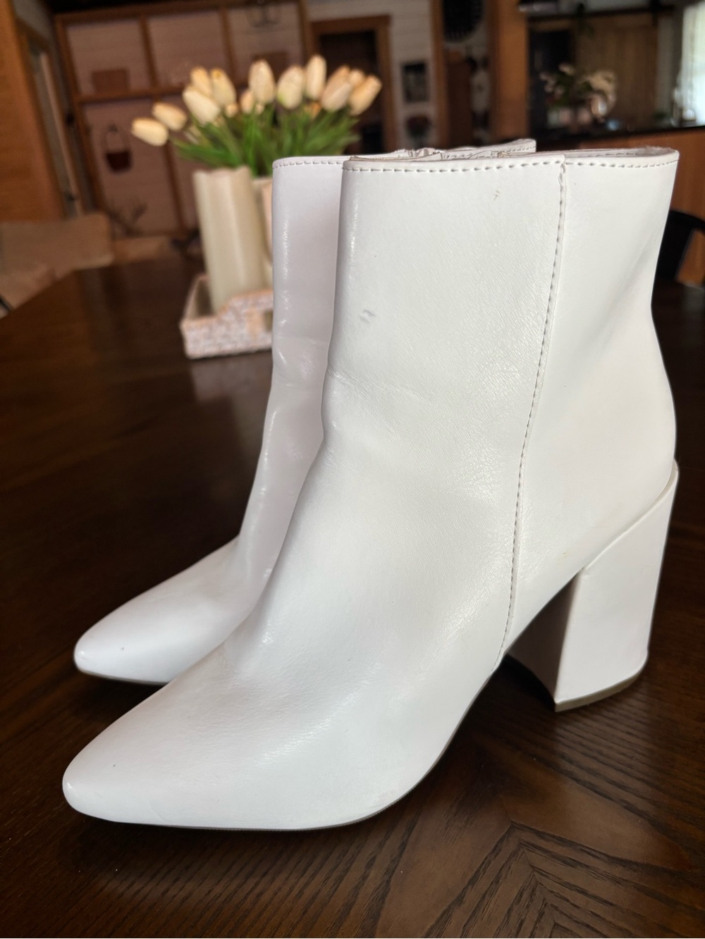 London Fog Women’s White Evon Winter Ankle Booties Block Heeled Size 8.5 Classic